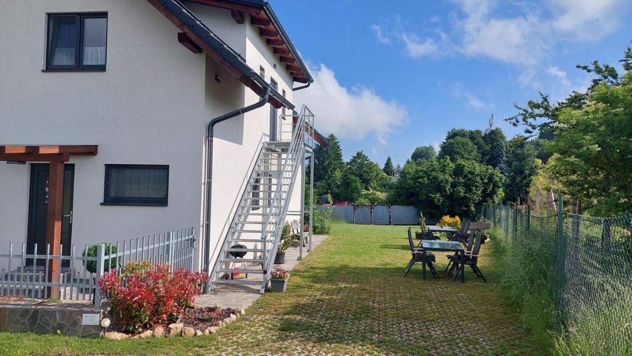 Apartmany Kohoutek A Slepicka V Novohradskych Horach Nové Hrady 외부 사진