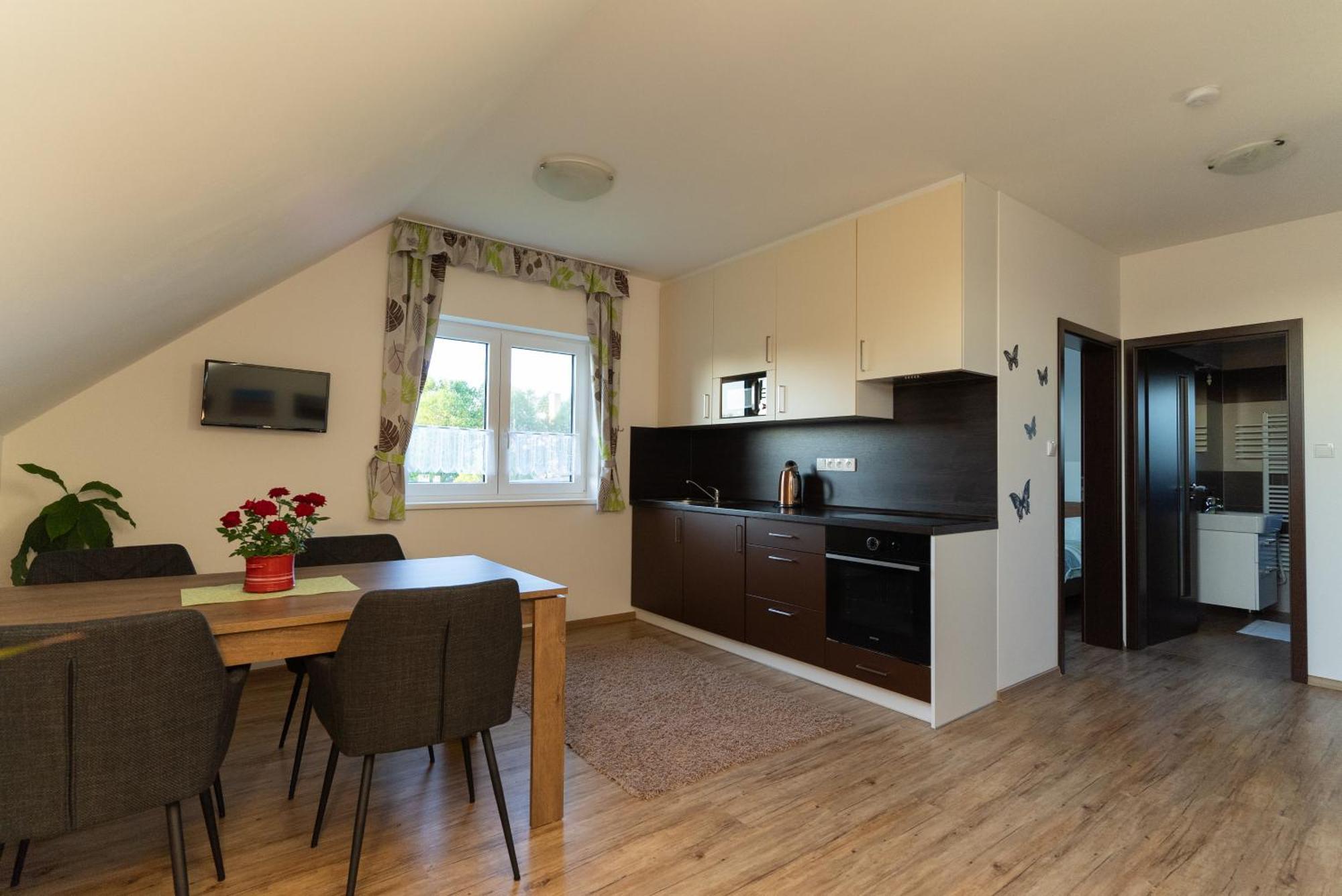 Apartmany Kohoutek A Slepicka V Novohradskych Horach Nové Hrady 외부 사진
